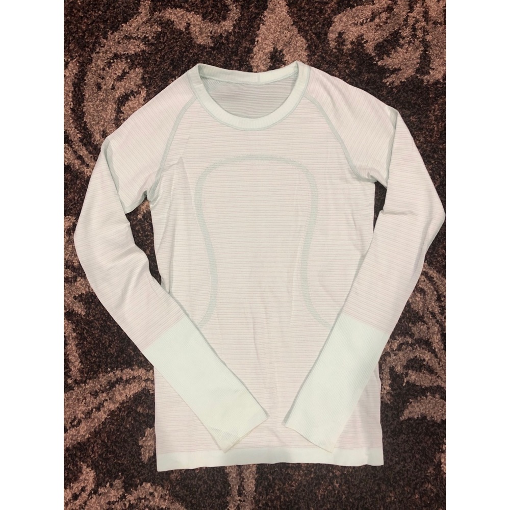 Lululemon Swiftly Tech Long Sleeve Size 4